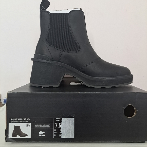Sorel Black Ankle Boots - Picture 3 of 9
